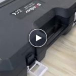AKU Ruční Hřebíkovačka + Náhradní baterie (2ks, 4Ah) – video